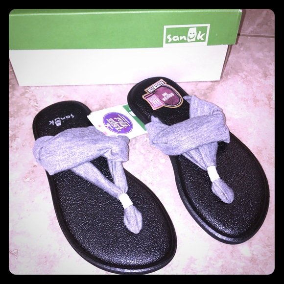 Sanuk Other - 🌟🌟Brand New Sanuk Kids Yoga Sling Sandals🌟🌟